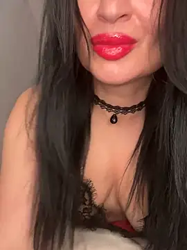 Helena7077 online show from April 2026 10:58:01 PM