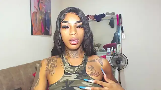 Snapshot of badgirls_cx chatting on May 2026 10:19:01 PM badgirls cx online show from May 2026 10:19:01 PM