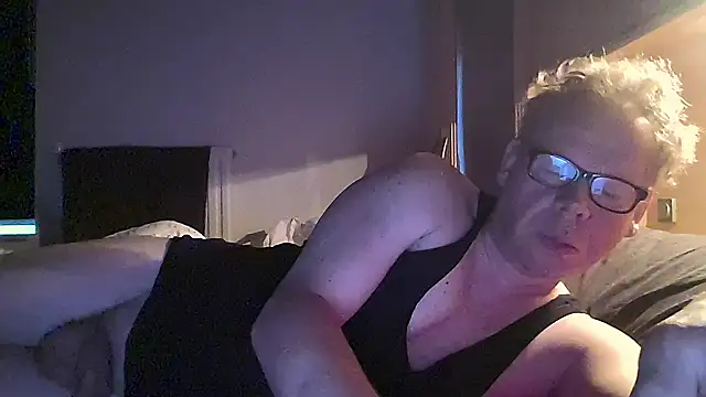 Snapshot of kinkyslet8 chatting on October 2025 06:57:01 AM kinkyslet8 online show from October 2025 06:57:01 AM