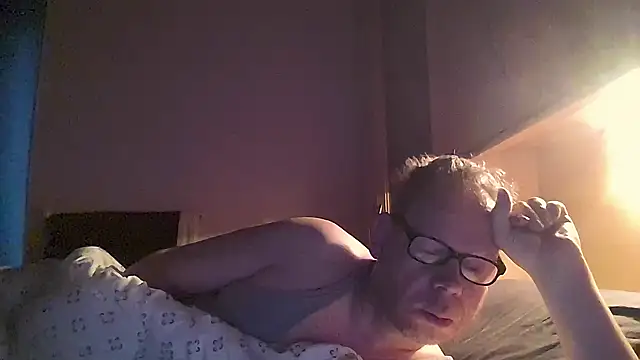 Snapshot of kinkyslet8 chatting on November 2025 08:28:02 AM kinkyslet8 online show from November 2025 08:28:02 AM