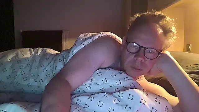 Snapshot of kinkyslet8 chatting on December 2025 06:29:02 AM kinkyslet8 online show from December 2025 06:29:02 AM