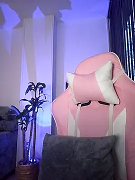 Charlee pink online show from January 2025 11:01:02 PM