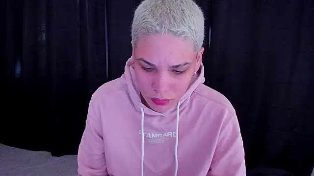 Charlee pink online show from September 2025 06:08:02 PM