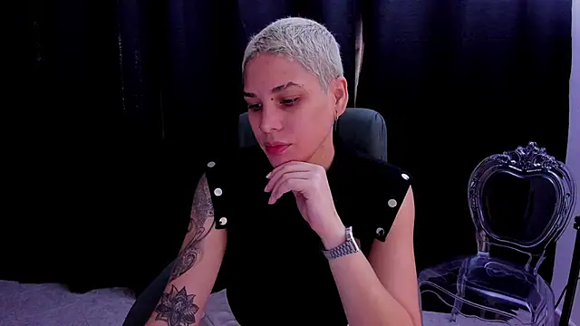 Charlee pink online show from September 2025 01:24:02 PM