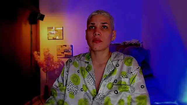 Snapshot of Charlee_pink chatting on March 2026 03:23:01 AM Charlee pink online show from March 2026 03:23:01 AM