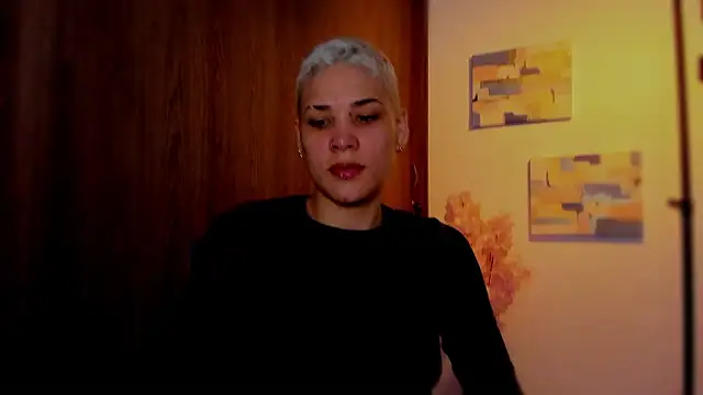 Snapshot of Charlee_pink chatting on March 2026 05:28:01 PM Charlee pink online show from March 2026 05:28:01 PM