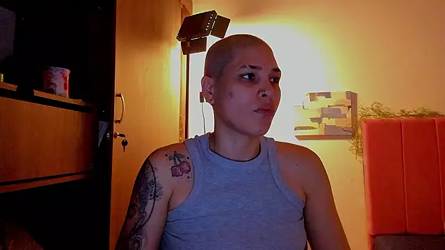 Snapshot of Charlee_pink chatting on March 2026 06:57:01 PM Charlee pink online show from March 2026 06:57:01 PM