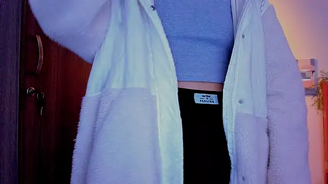 Snapshot of Charlee_pink chatting on March 2026 02:26:01 AM Charlee pink online show from March 2026 02:26:01 AM