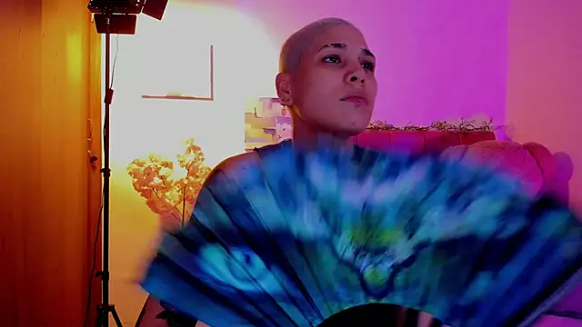 Snapshot of Charlee_pink chatting on March 2026 08:19:01 AM Charlee pink online show from March 2026 08:19:01 AM