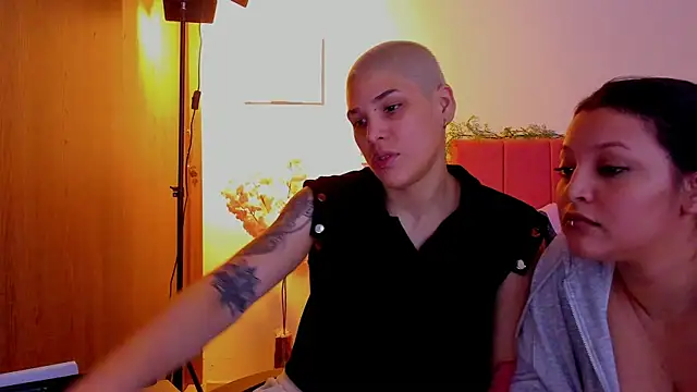 Snapshot of Charlee_pink chatting on March 2026 08:29:02 AM Charlee pink online show from March 2026 08:29:02 AM