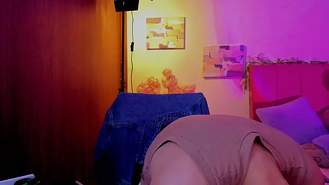 Snapshot of Charlee_pink chatting on March 2026 08:34:01 PM Charlee pink online show from March 2026 08:34:01 PM