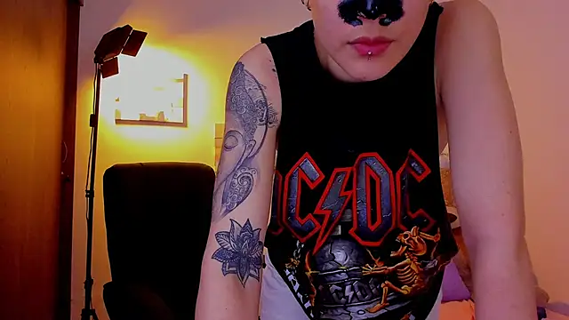 Snapshot of Charlee_pink chatting on April 2026 08:39:01 PM Charlee pink online show from April 2026 08:39:01 PM