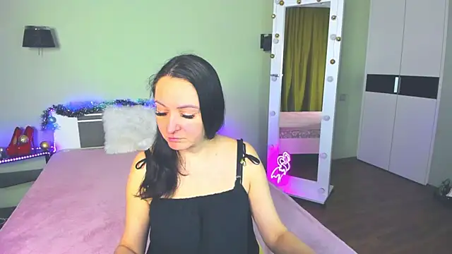 Snapshot of AngellLika chatting on December 2024 06:31:02 AM AngellLika online show from December 2024 06:31:02 AM