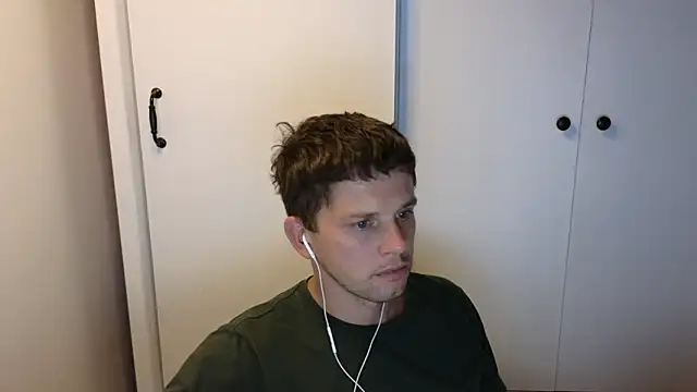 BigL0ve online show from September 2025 03:03:02 PM