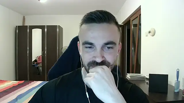 Snapshot of mu5clemania2 chatting on November 2025 05:17:02 PM mu5clemania2 online show from November 2025 05:17:02 PM