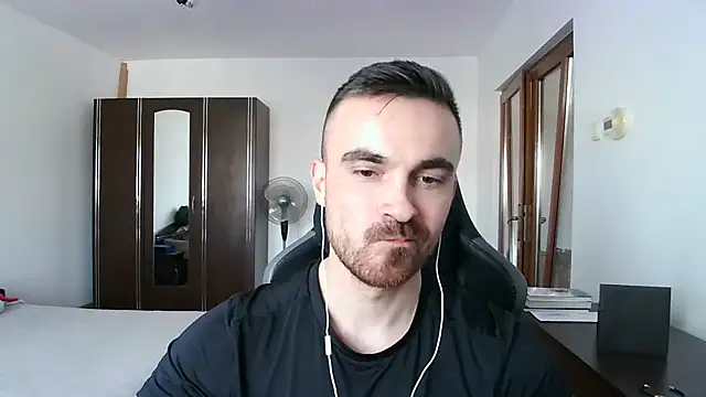 Snapshot of mu5clemania2 chatting on December 2025 12:22:02 PM mu5clemania2 online show from December 2025 12:22:02 PM