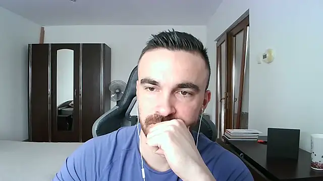 Snapshot of mu5clemania2 chatting on January 2026 08:08:02 AM mu5clemania2 online show from January 2026 08:08:02 AM