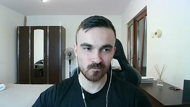 Snapshot of mu5clemania2 chatting on February 2026 02:07:01 PM mu5clemania2 online show from February 2026 02:07:01 PM