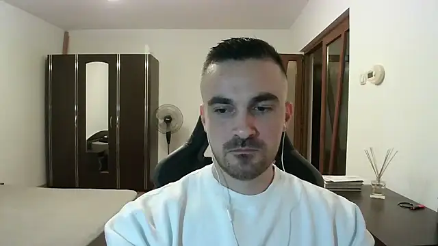 Snapshot of mu5clemania2 chatting on February 2026 07:33:02 PM mu5clemania2 online show from February 2026 07:33:02 PM