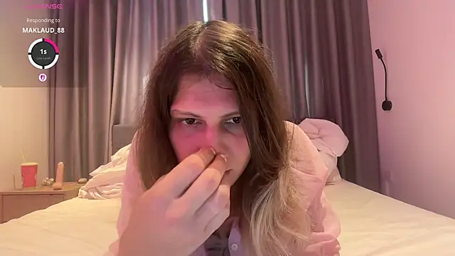 Alice Pinkhead online show from January 2026 07:54:01 AM