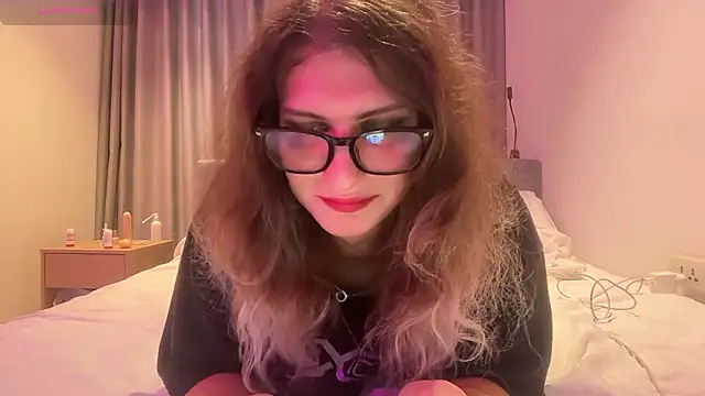 Alice Pinkhead online show from February 2026 06:56:01 AM