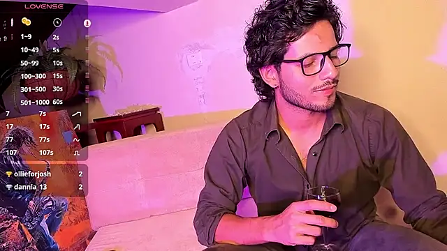 Snapshot of Nicholasrodrii chatting on December 2024 01:47:02 AM Nicholasrodrii online show from December 2024 01:47:02 AM