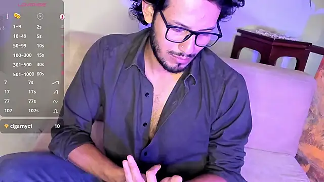 Snapshot of Nicholasrodrii chatting on January 2025 12:58:01 PM Nicholasrodrii online show from January 2025 12:58:01 PM