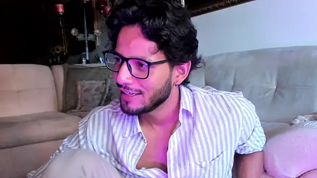 Snapshot of Nicholasrodrii chatting on January 2025 09:39:02 PM Nicholasrodrii online show from January 2025 09:39:02 PM