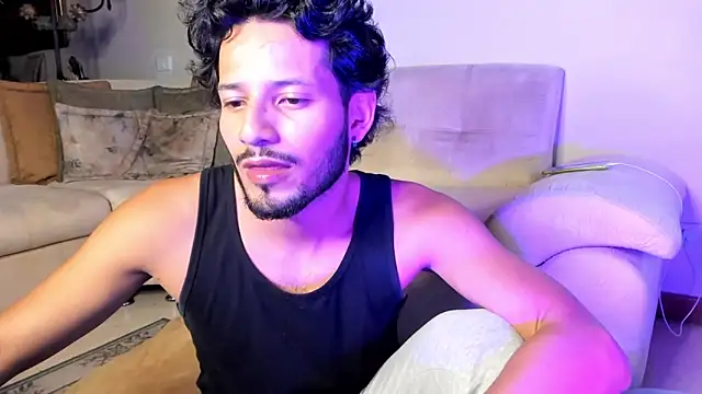 Snapshot of Nicholasrodrii chatting on February 2025 11:00:01 PM Nicholasrodrii online show from February 2025 11:00:01 PM