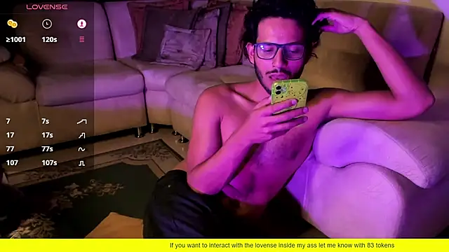 Snapshot of Nicholasrodrii chatting on February 2025 05:52:02 AM Nicholasrodrii online show from February 2025 05:52:02 AM