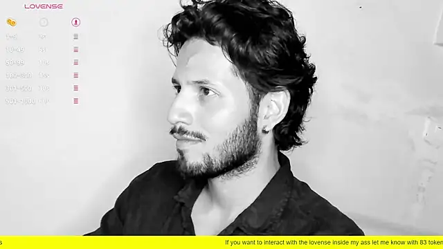 Snapshot of Nicholasrodrii chatting on February 2025 01:57:01 AM Nicholasrodrii online show from February 2025 01:57:01 AM