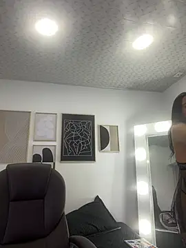 amy fox2 online show from February 2026 02:00:02 PM