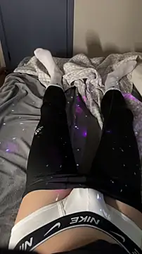 Snapshot of FEIYU001 chatting on November 2025 03:25:02 PM FEIYU001 online show from November 2025 03:25:02 PM