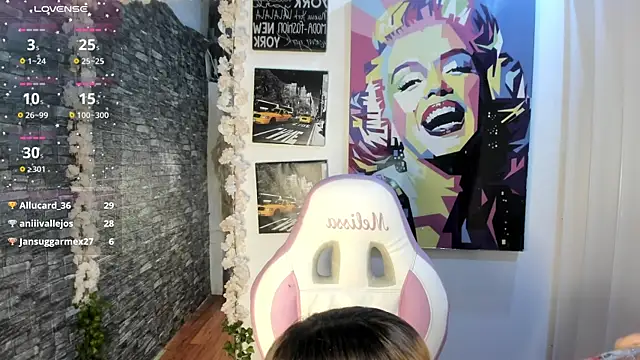 katt  black   online show from October 2025 09:01:01 PM