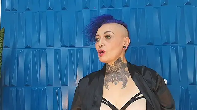 Snapshot of SandyyRose chatting on February 2025 07:27:02 PM SandyyRose online show from February 2025 07:27:02 PM