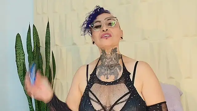 Snapshot of SandyyRose chatting on March 2025 05:11:02 PM SandyyRose online show from March 2025 05:11:02 PM