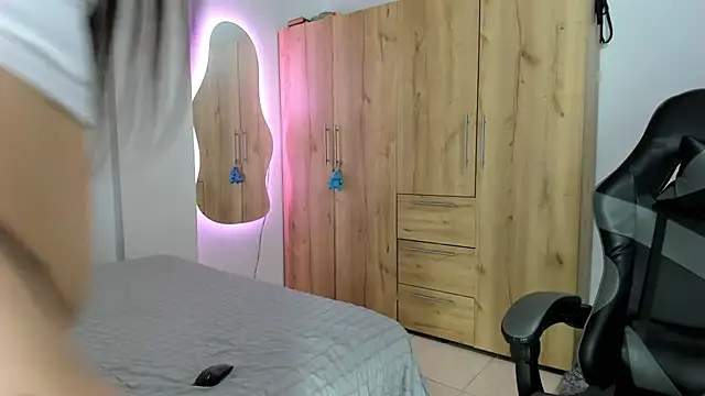 Snapshot of abbyquinn__ chatting on February 2026 11:17:01 AM abbyquinn online show from February 2026 11:17:01 AM