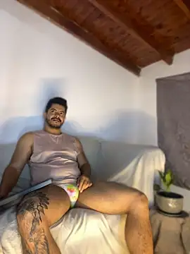 Snapshot of AndresSmith__ chatting on April 2026 08:02:02 AM AndresSmith online show from April 2026 08:02:02 AM