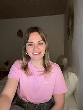 Snapshot of Milla__one chatting on January 2025 07:28:01 PM Milla one online show from January 2025 07:28:01 PM