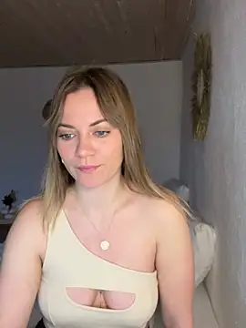 Snapshot of Milla__one chatting on January 2025 07:25:01 AM Milla one online show from January 2025 07:25:01 AM