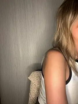 Snapshot of Milla__one chatting on September 2025 07:14:02 PM Milla one online show from September 2025 07:14:02 PM