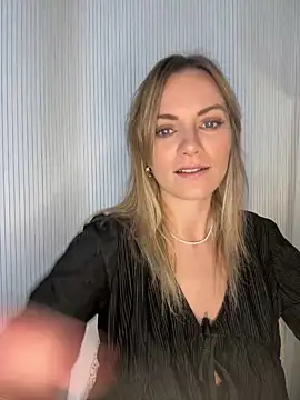 Snapshot of Milla__one chatting on September 2025 01:36:02 PM Milla one online show from September 2025 01:36:02 PM