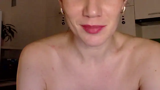 Snapshot of pepper_milf chatting on January 2025 11:51:02 PM pepper milf online show from January 2025 11:51:02 PM