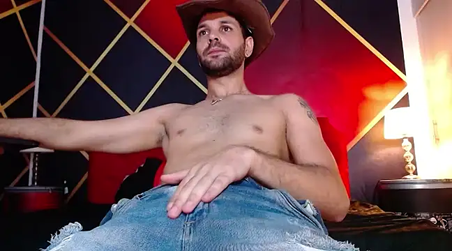 CindyandCarlo online show from December 2024 06:06:02 PM