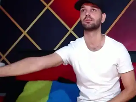 CindyandCarlo online show from March 2025 03:31:01 PM