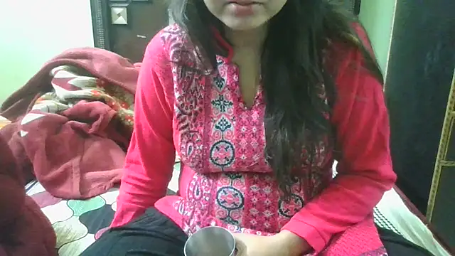 Snapshot of couplesuni chatting on December 2024 04:12:01 AM couplesuni online show from December 2024 04:12:01 AM