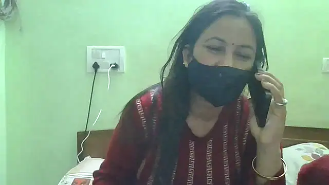 Snapshot of couplesuni chatting on December 2024 10:56:02 AM couplesuni online show from December 2024 10:56:02 AM