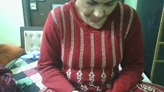 Snapshot of couplesuni chatting on December 2024 03:58:02 AM couplesuni online show from December 2024 03:58:02 AM