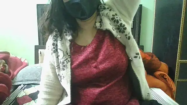 Snapshot of couplesuni chatting on December 2024 12:38:01 PM couplesuni online show from December 2024 12:38:01 PM