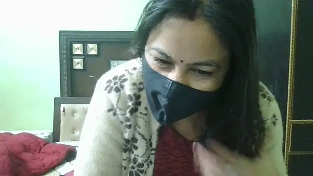 Snapshot of couplesuni chatting on December 2024 03:50:02 AM couplesuni online show from December 2024 03:50:02 AM